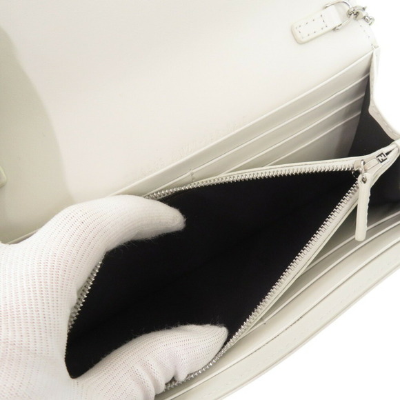 FENDI White Leather Shoulder Bag - Picture 8 of 9